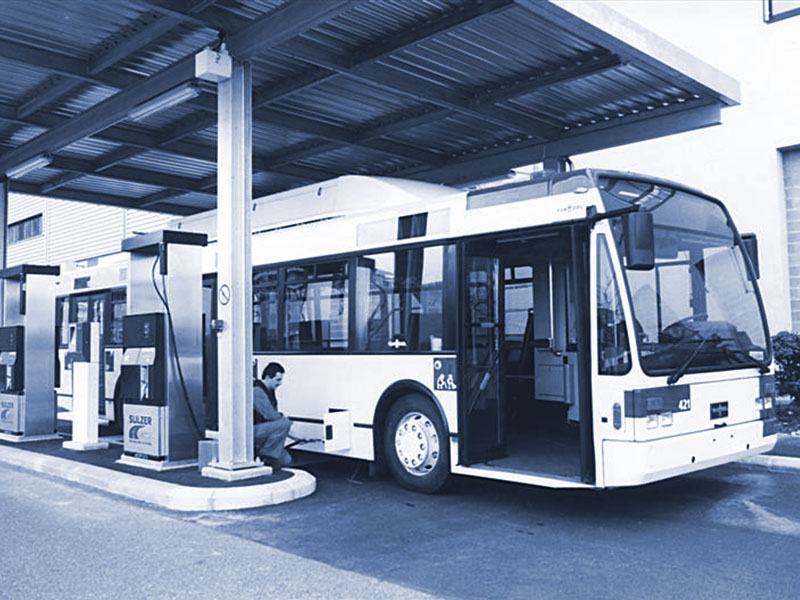 Les Bus à gaz et leur station de recharge
